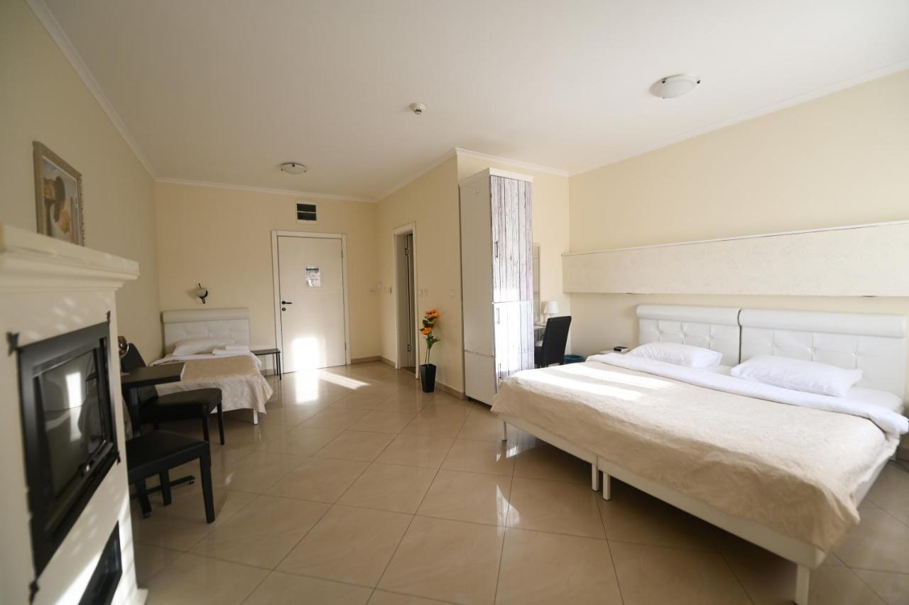 Garni Dash Hotel